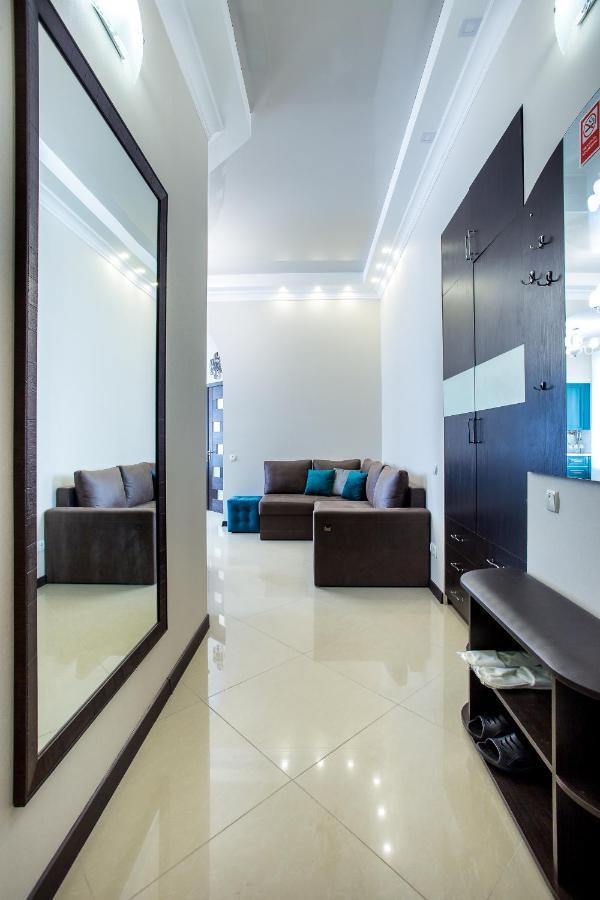 Lotos For You Apartments Nikolayev Bagian luar foto